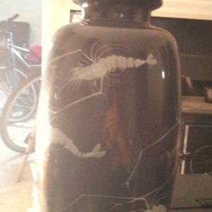 Shrimp vase vietnam